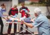 Une famille assiste impuissante à l’état critique de son enfant victime des fortes chaleurs.