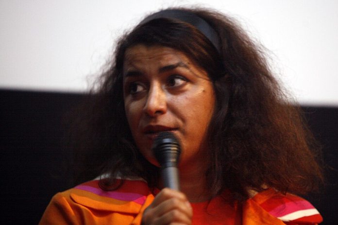 Mort de Marjane Satrapi peut-on vraiment mourir de chagrin Ma Santé Marjane Satrapi avant de mourir de chagrin.