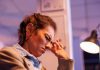 Stress chronique : votre alimentation pourrait protéger votre cerveau Une femme souffrant d'un stress chronique qui altère son fonctionnement cérébral.