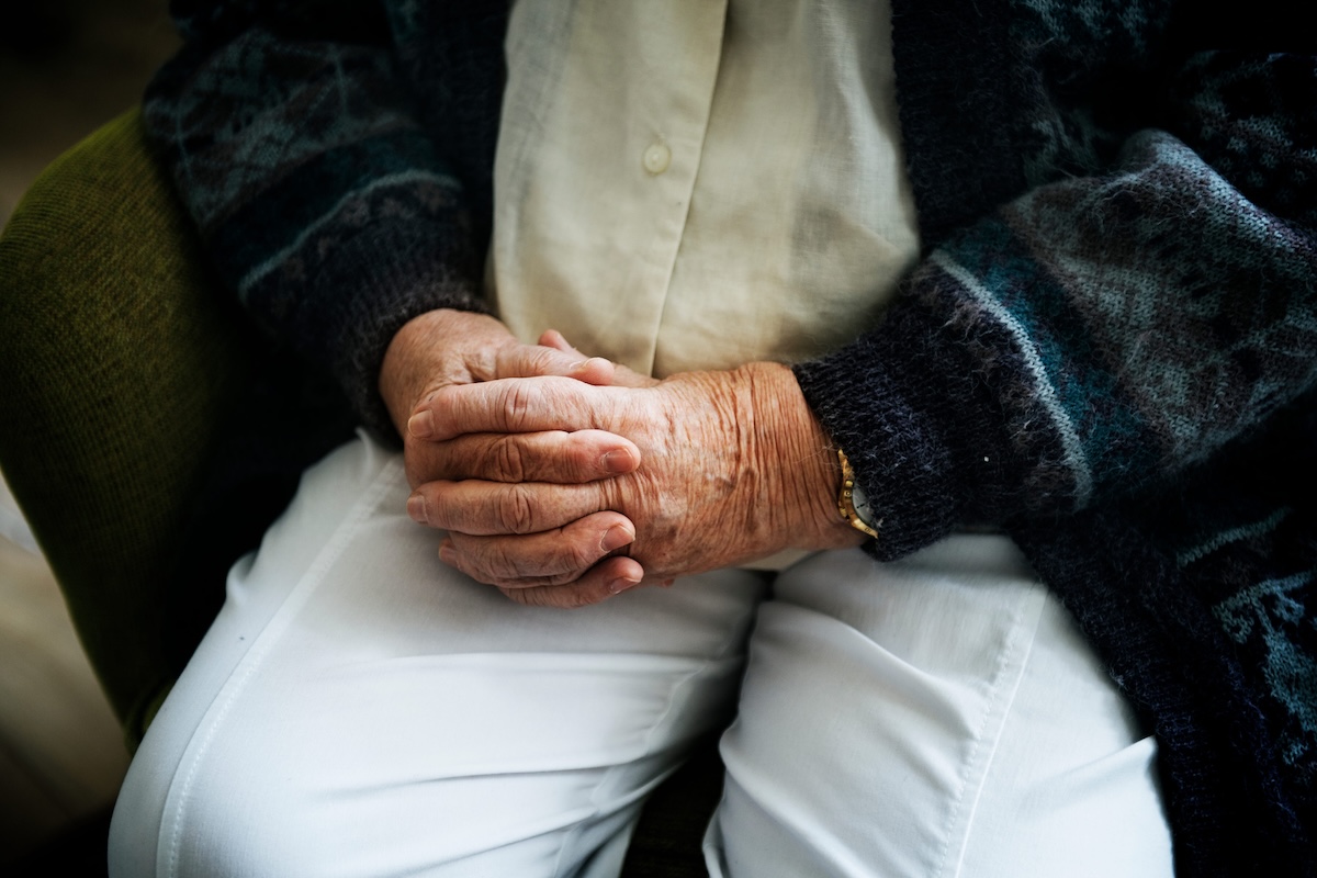 Un homme âgé de plus de 100 ans à la longévité exceptionnelle.