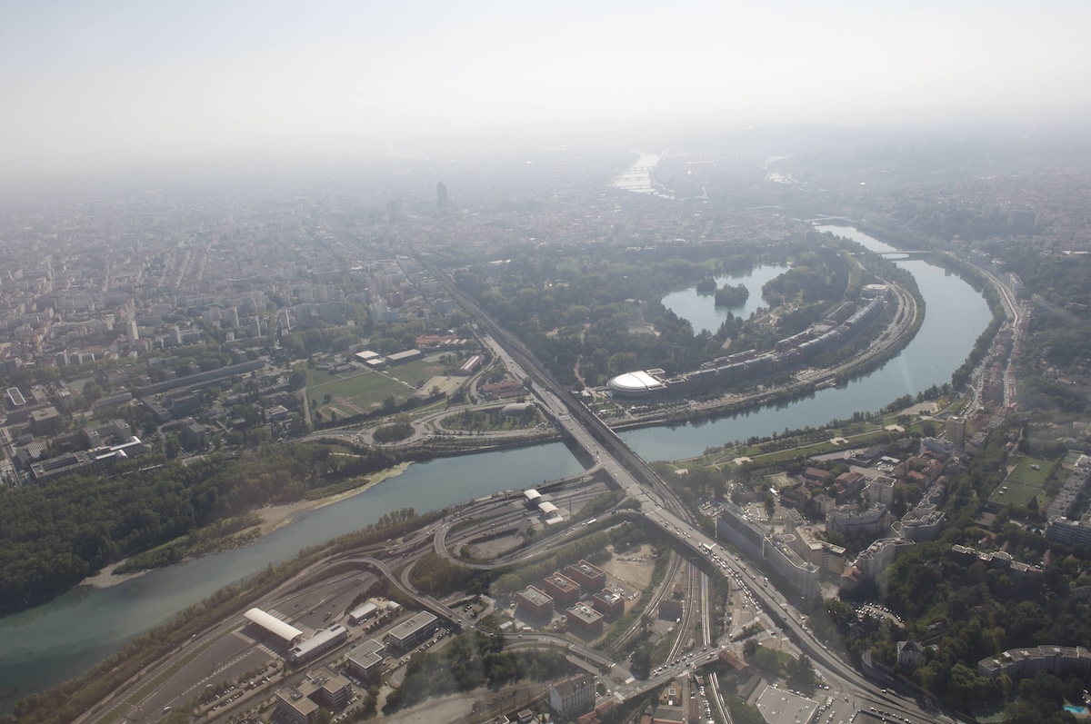 La pollution a envahi la ville de Lyon après les incendies de Gironde